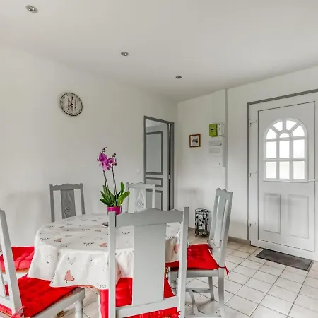 Bronte's Coastal Retreat Tatil Evi