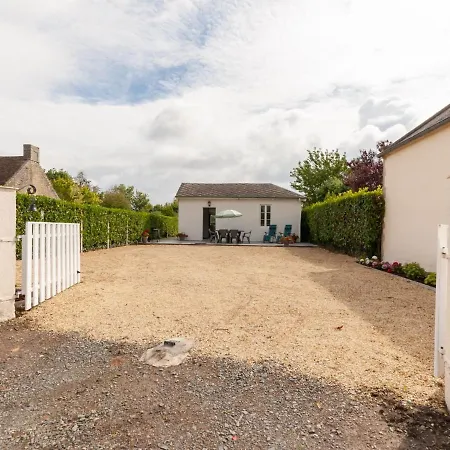 Bronte's Coastal Retreat Feriehus Tracy-sur-Mer