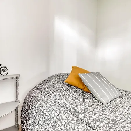 Bronte S Coastal Retreat