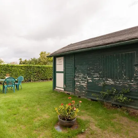 Bronte S Coastal Retreat Ferienhaus Tracy-sur-Mer