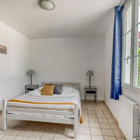Bronte S Coastal Retreat Ferienhaus Tracy-sur-Mer