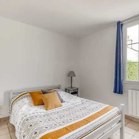 Bronte S Coastal Retreat Tracy-sur-Mer