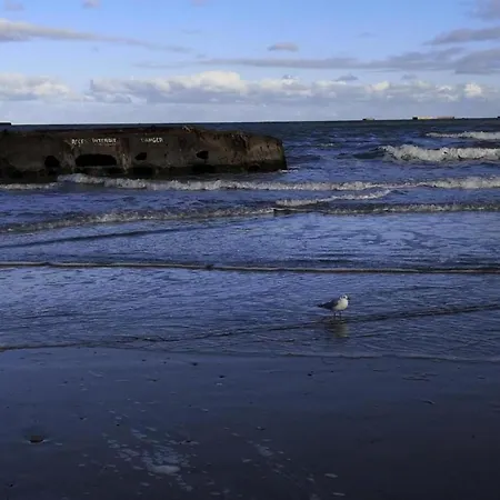 Feriehus Bronte S Coastal Retreat *