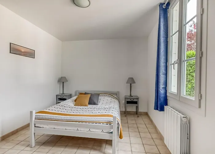 Bronte's Coastal Retreat Feriehus Tracy-sur-Mer