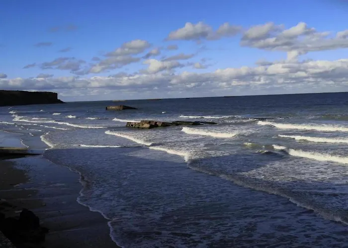 Bronte's Coastal Retreat Feriehus